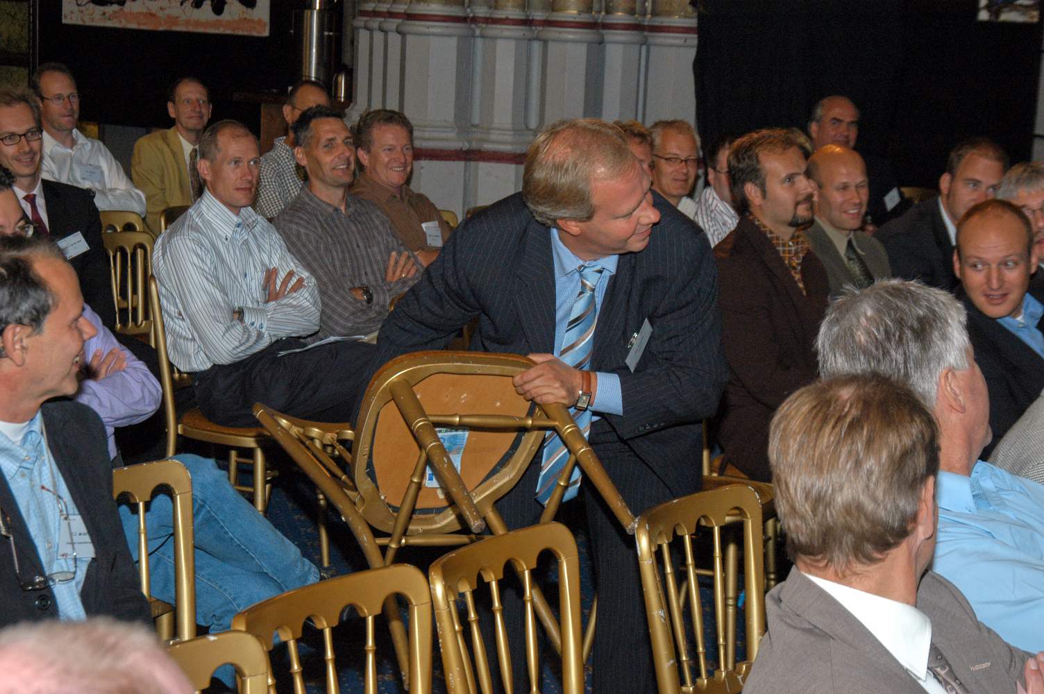 Compuware Customer Technology Briefing / Face 2 Face16 september 2004 - Orangerie Den BoschFoto door Erik van Roon
[#Beginning of Shooting Data Section]Nikon D100 
Focal Length: 50mm
White Balance: Auto
Color Mode: Mode I (sRGB)
2004/09/16 13:30:56.7
Exposure Mode: Aperture Priority
AF Mode: AF-S
Hue Adjustment: 0°
JPEG (8-bit) Fine
Metering Mode: Center-Weighted
Tone Comp: Auto
Sharpening: Auto
Image Size:  Large (3008 x 2000)
1/60 sec - f/8
Flash Sync Mode: Front Curtain
Noise Reduction: OFF
Exposure Comp.: 0 EV
Auto Flash Mode: D-TTL
Image Comment:                                     
[#End of Shooting Data Section]
